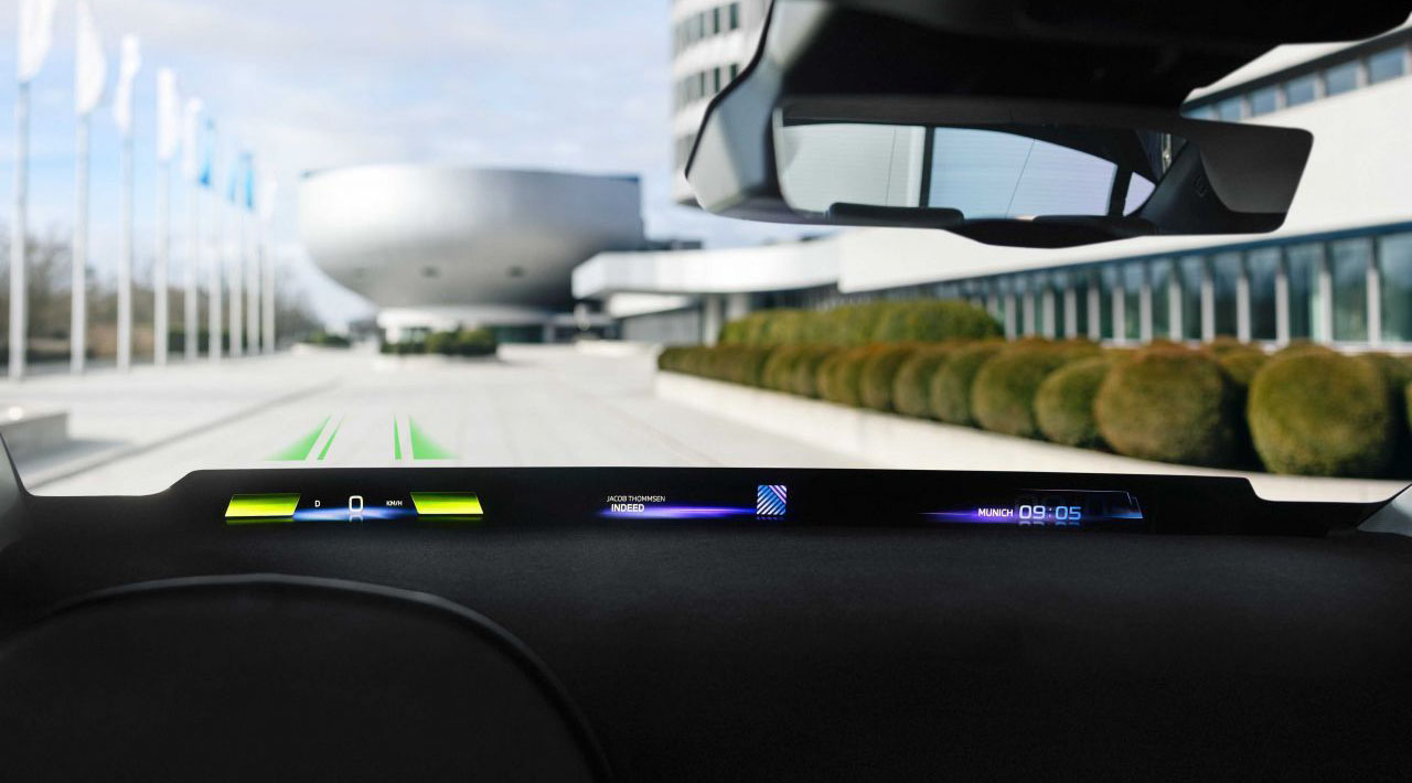 BMW presentó un novedoso sistema Head-Up Display
